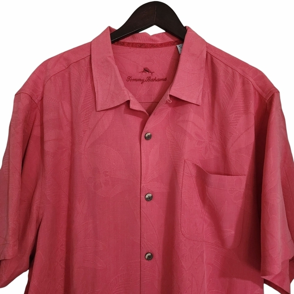 Tommy Bahama Silk Tropical Hawaiian Button Down Short Sleeve Shirt - XL - Picture 3 of 8
